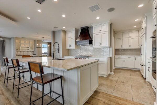 N Prospect Ave Unit 1705-011