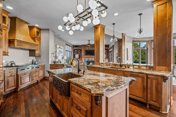 W323N9110-Shadow-Ct,-Hartland---HDR-35