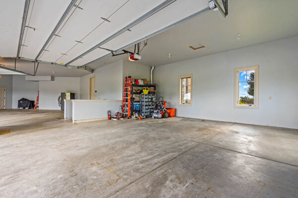 W323N9110-Shadow-Ct,-Hartland---HDR-73